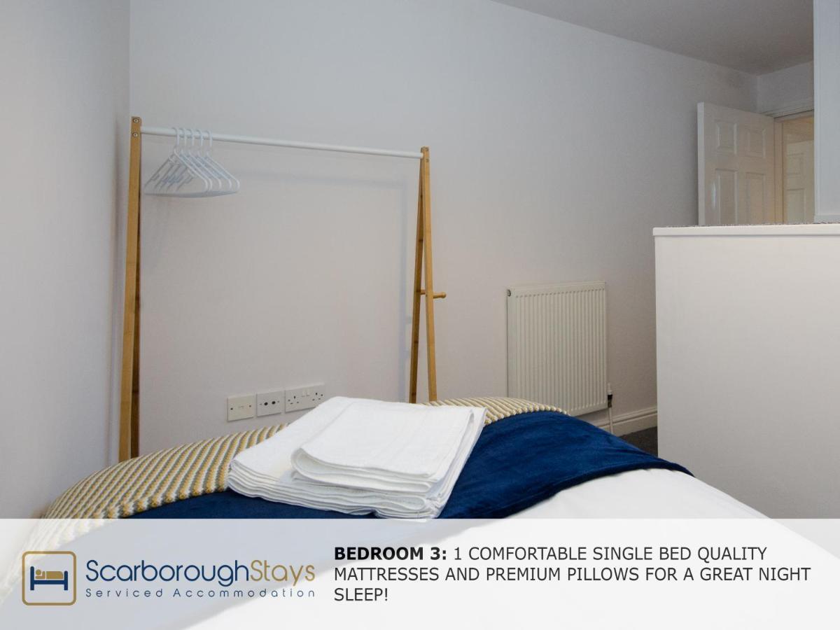 Hibernia Place, 3 Bedroom Townhouse With Patio & Seating Area - Free Parking Scarborough Eksteriør bilde